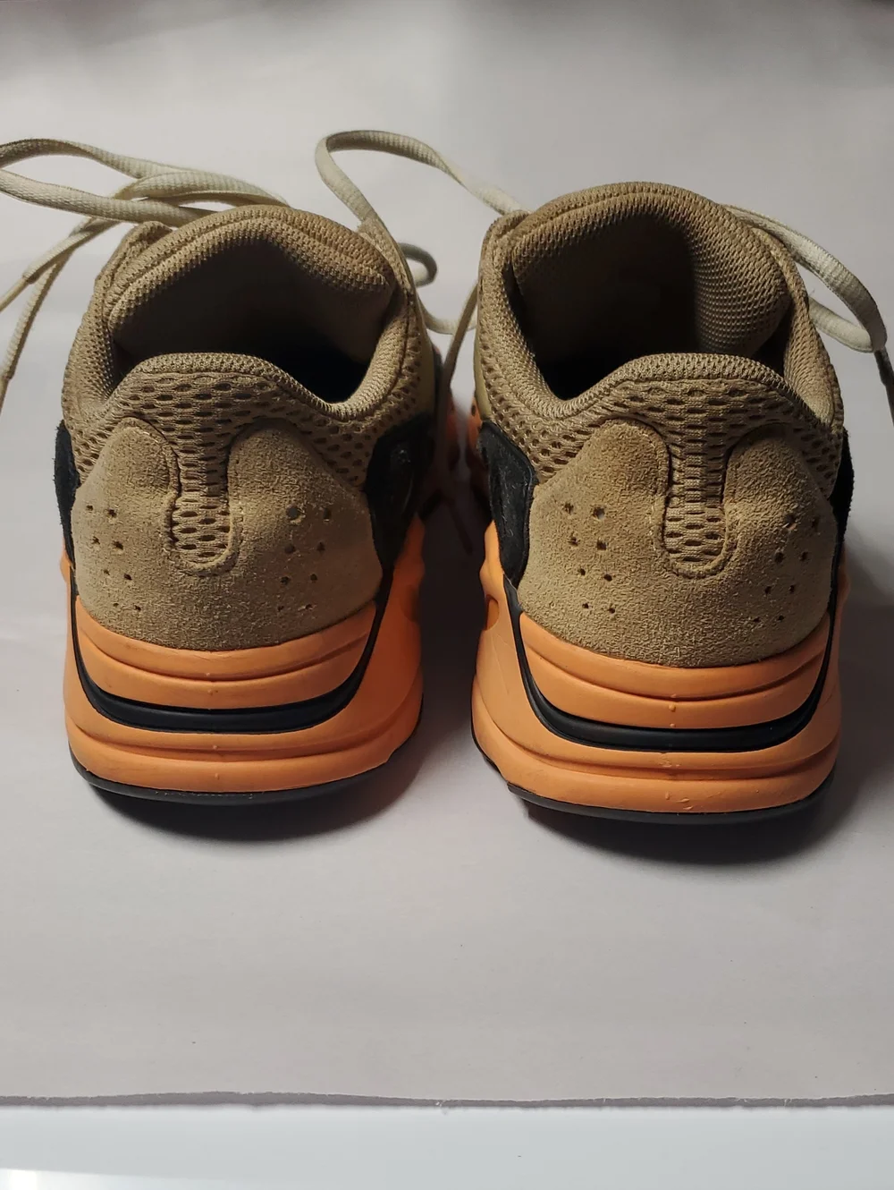 Adidas Yeezy Boost 700 Enflame Amber Size 6.5 Mens Streetwear Athleisure GW0297